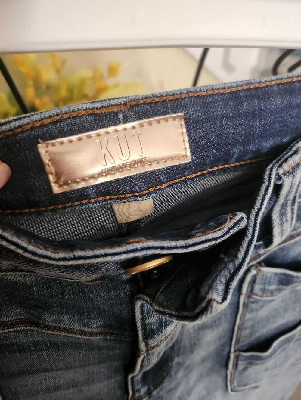 KUT from the Kloth Reese High Waist Crop Skinny Jeans size 6 - Picture 5 of 6